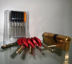 Цилиндр Master-lock 60/40 перекодируемый антибампинг